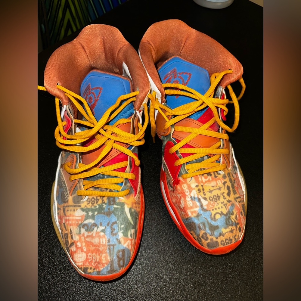 These are Nike Kyrie Infinity "Ky-D" basketball